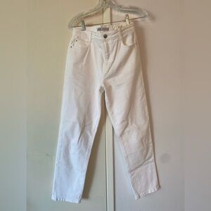 NWT WHITE ZARA MOM FIT DENIM JEANS SZ 6